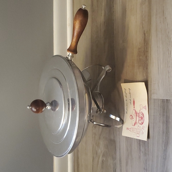 buehner-wanner Other - Vintage Buehner-Wanner chafing dish